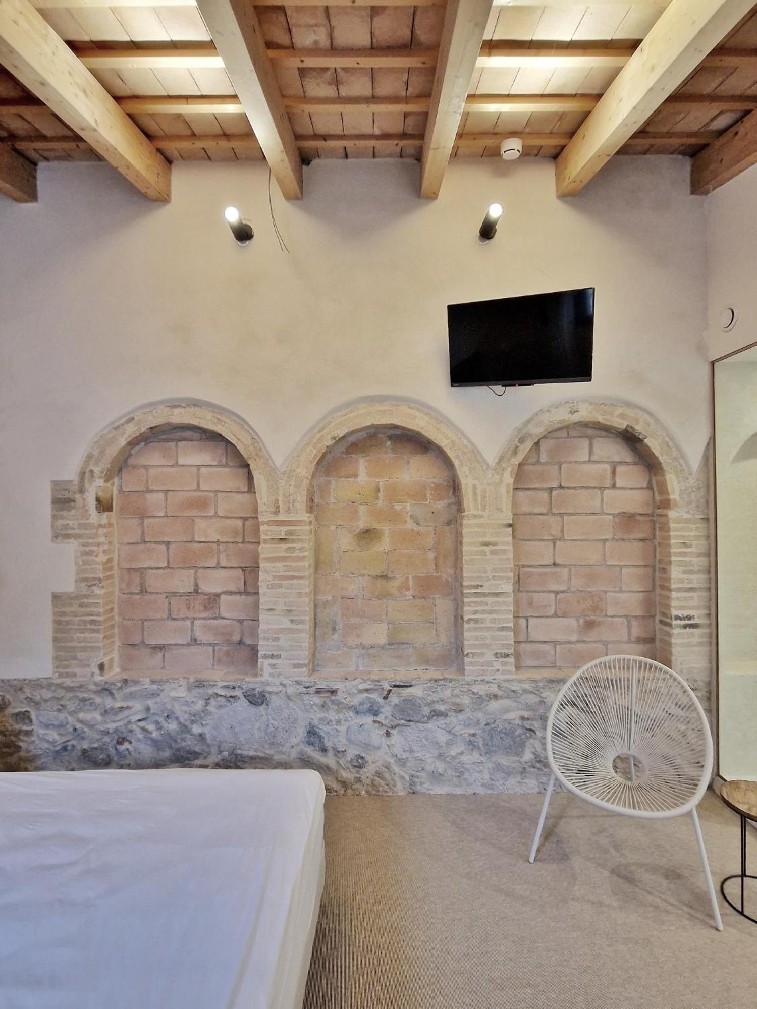 Boutique Atelier - Adults Only
